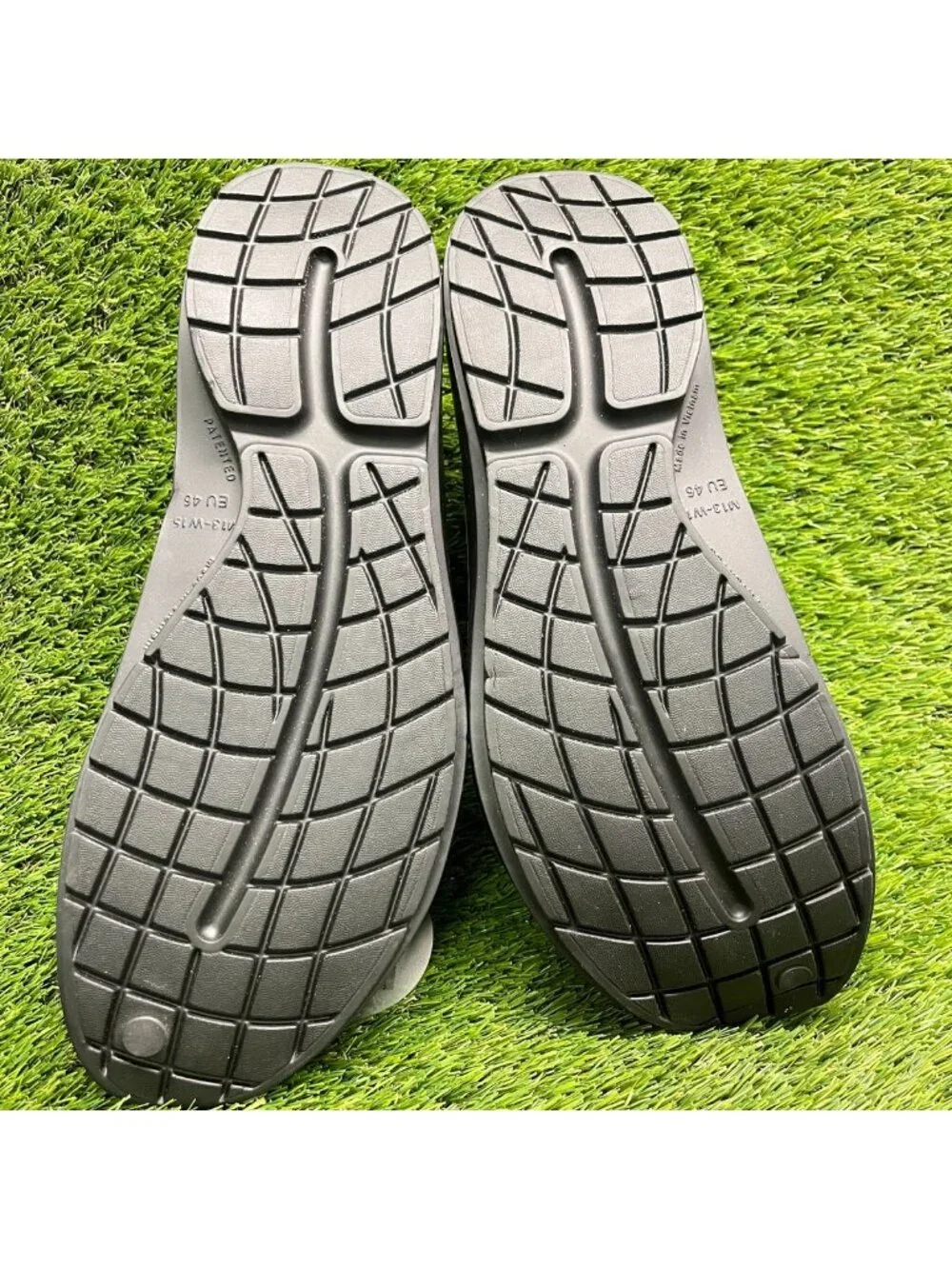 OOFOS OOcandoo Mens Size 13 Black Beach Casual Sport Walking Slip-On Sandals